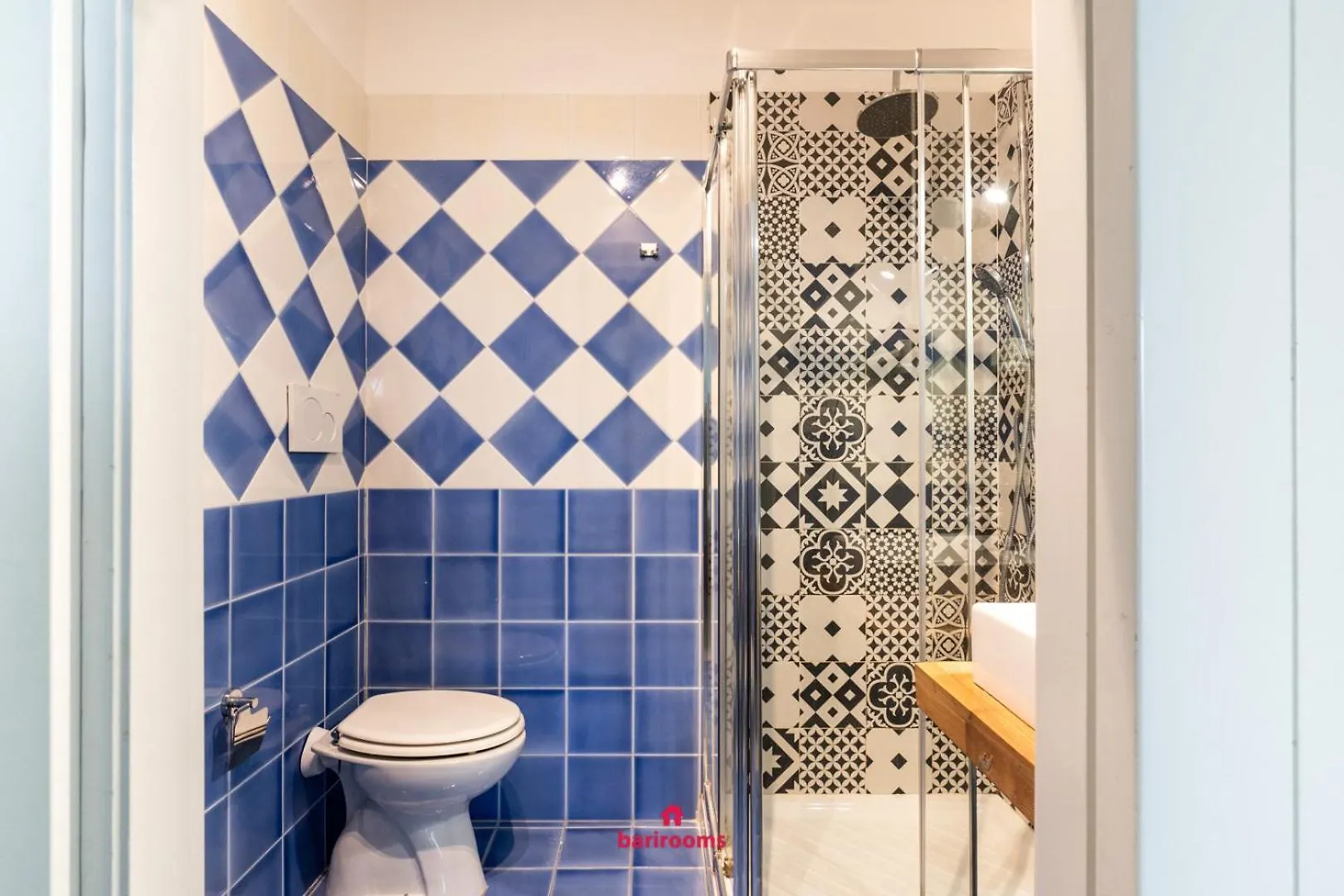 Bari Rooms Suite Station
