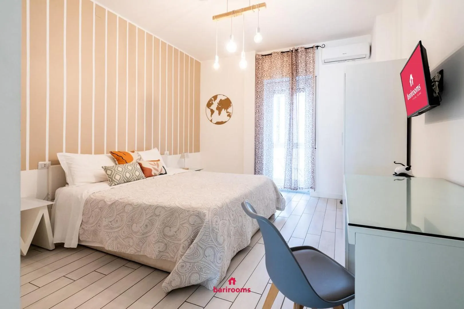 Bari Rooms Suite Station Pensjonat
